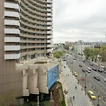 Апартаменти Intercontinental Luxury *