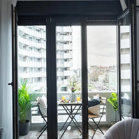 Intercontinental Luxury *